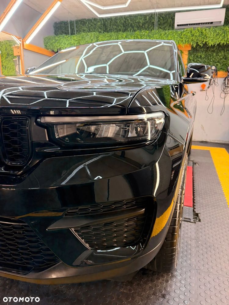Jeep Grand Cherokee - 4