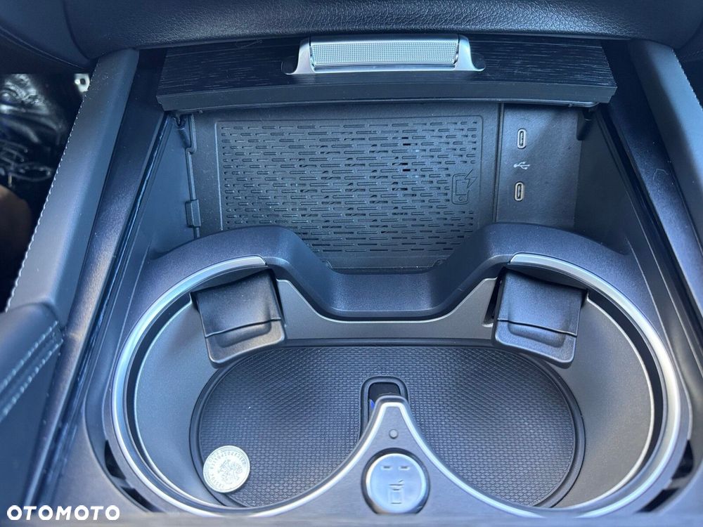 Mercedes-Benz GLS - 27