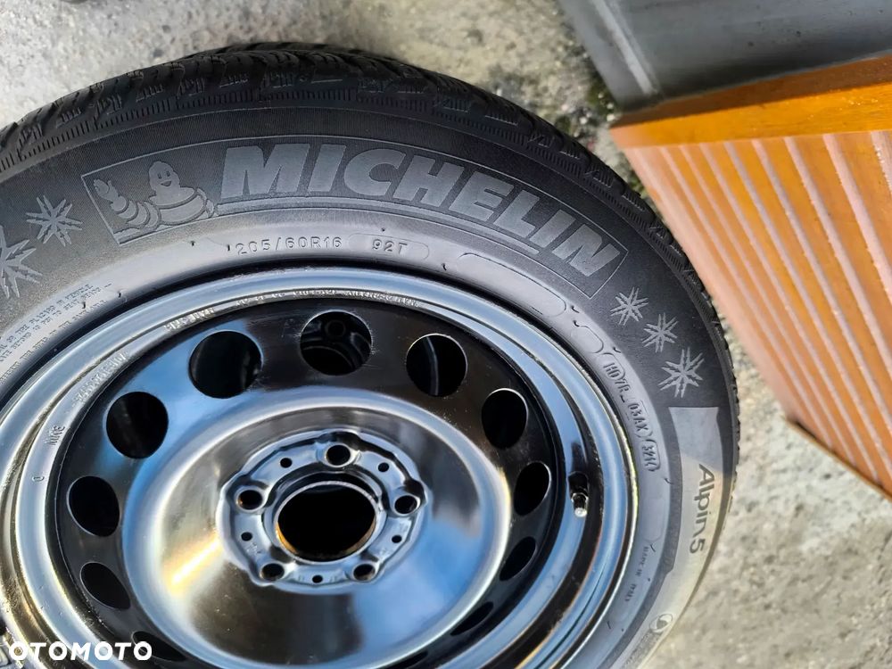 5x120 Felgi Stalowe Stal 16 Koła Zimowe Zima BMW 3 SERIA E90 E91 3 E46 F30 F31 E34 4,5mm Legnica ALU-RAD 205/60 - 6