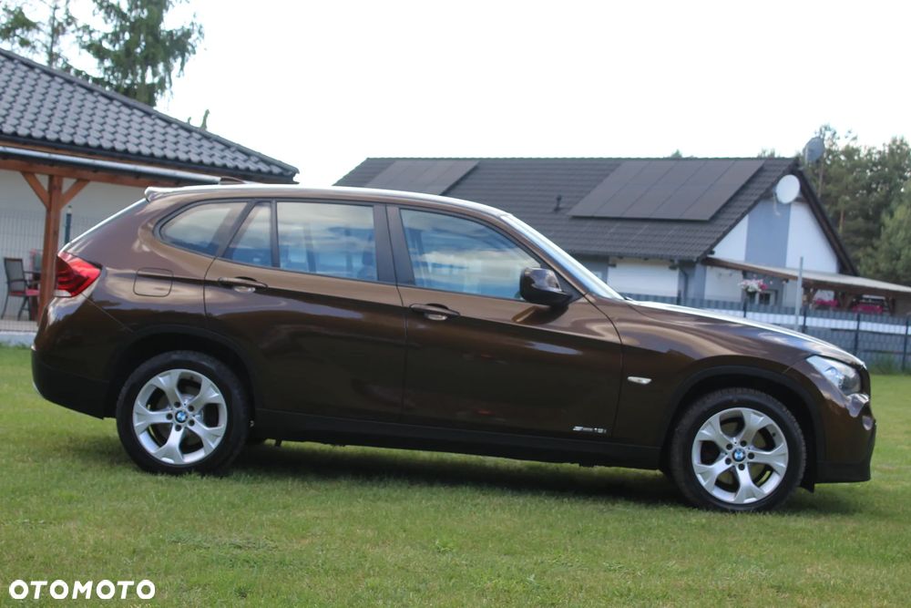 BMW X1 sDrive18i Sport Line - 7