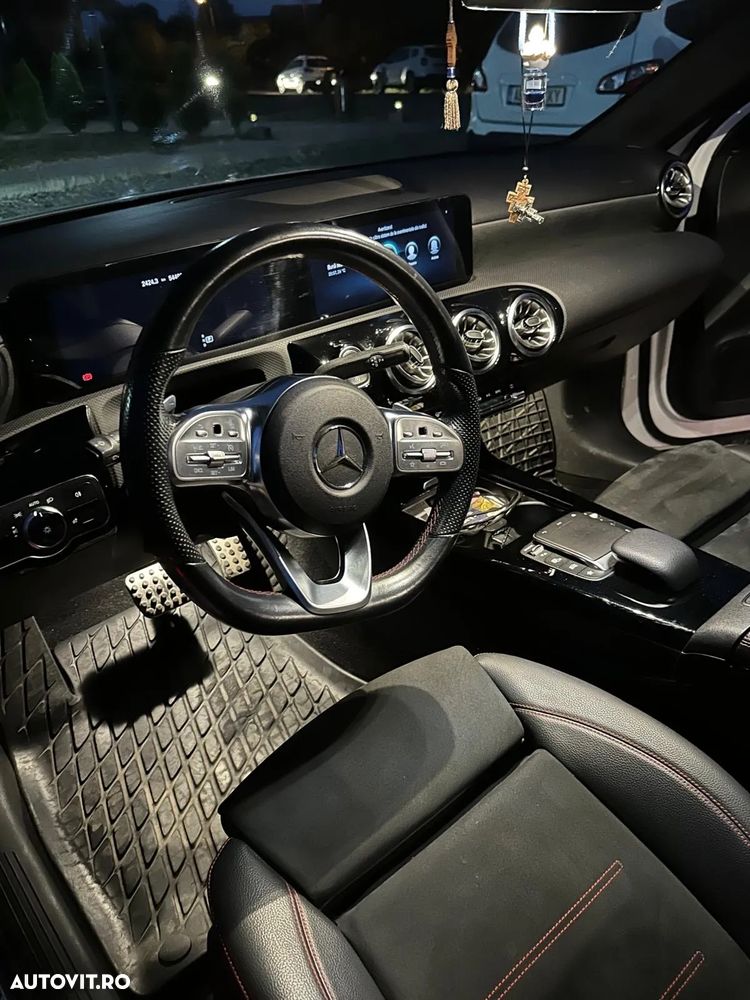 Mercedes-Benz A 180 - 31
