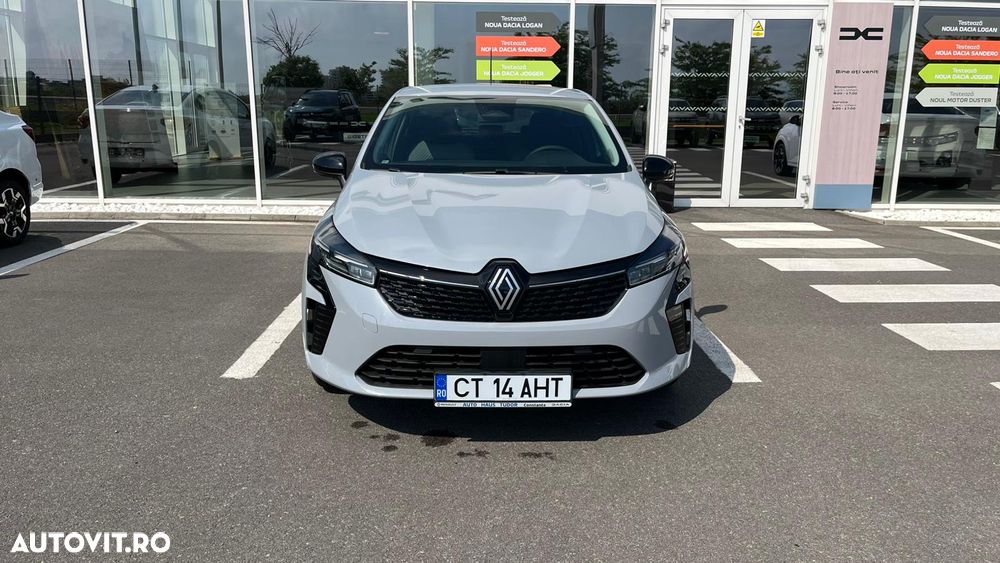 RENAULT Clio 2025