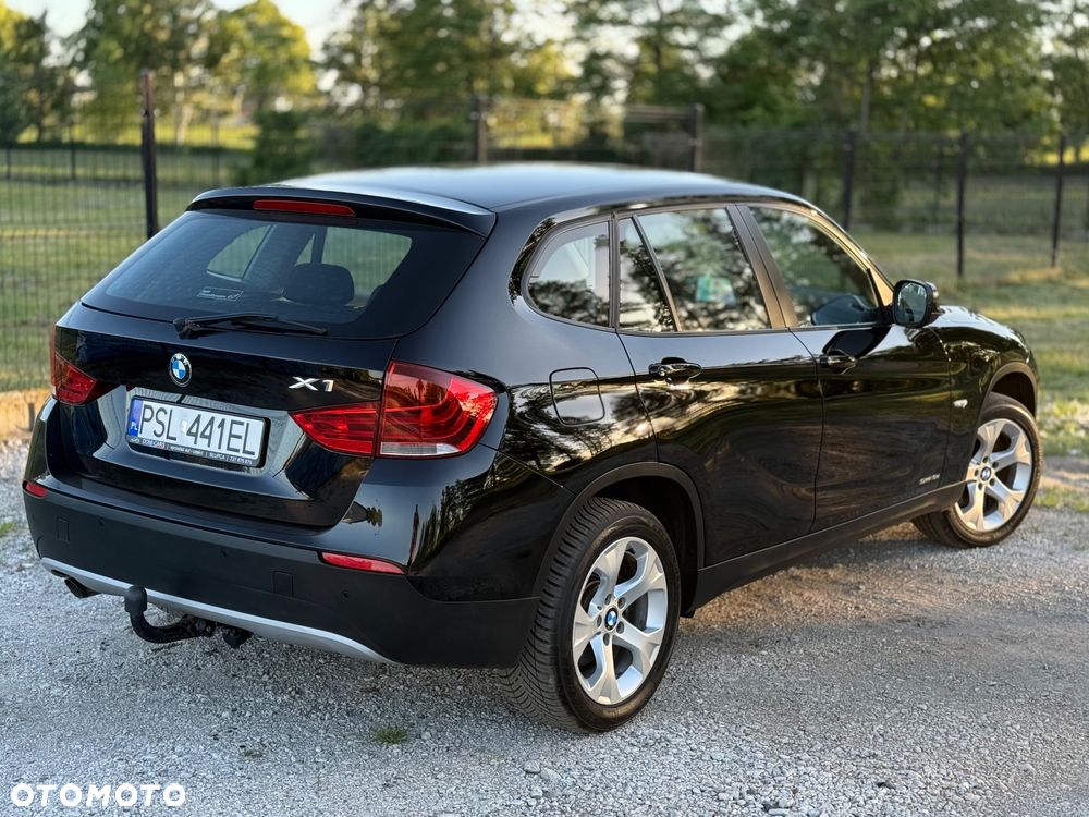BMW X1 sDrive18d - 12