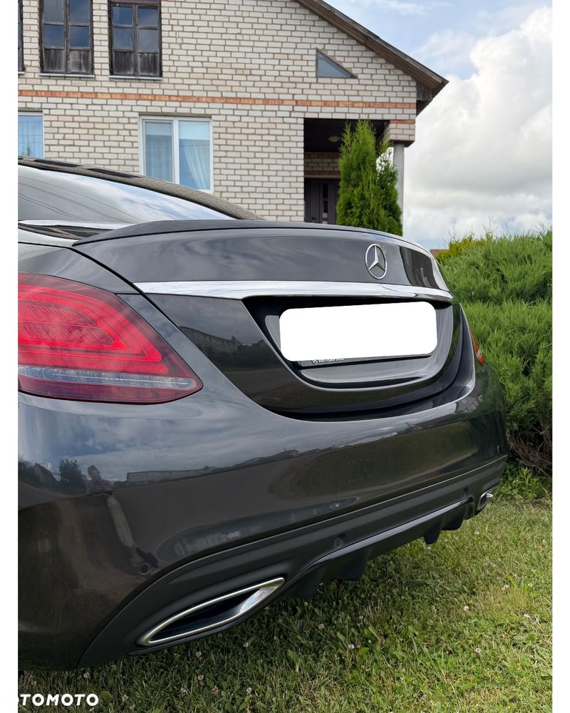 Mercedes-Benz Klasa C 220 d 9G-TRONIC - 3