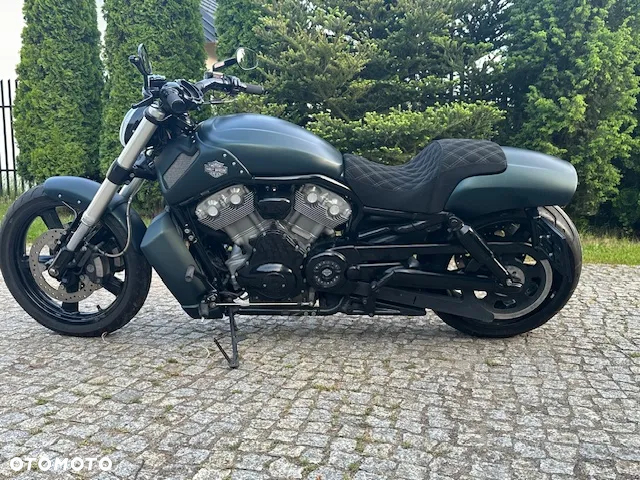 Harley-Davidson V-Rod Muscle - 4
