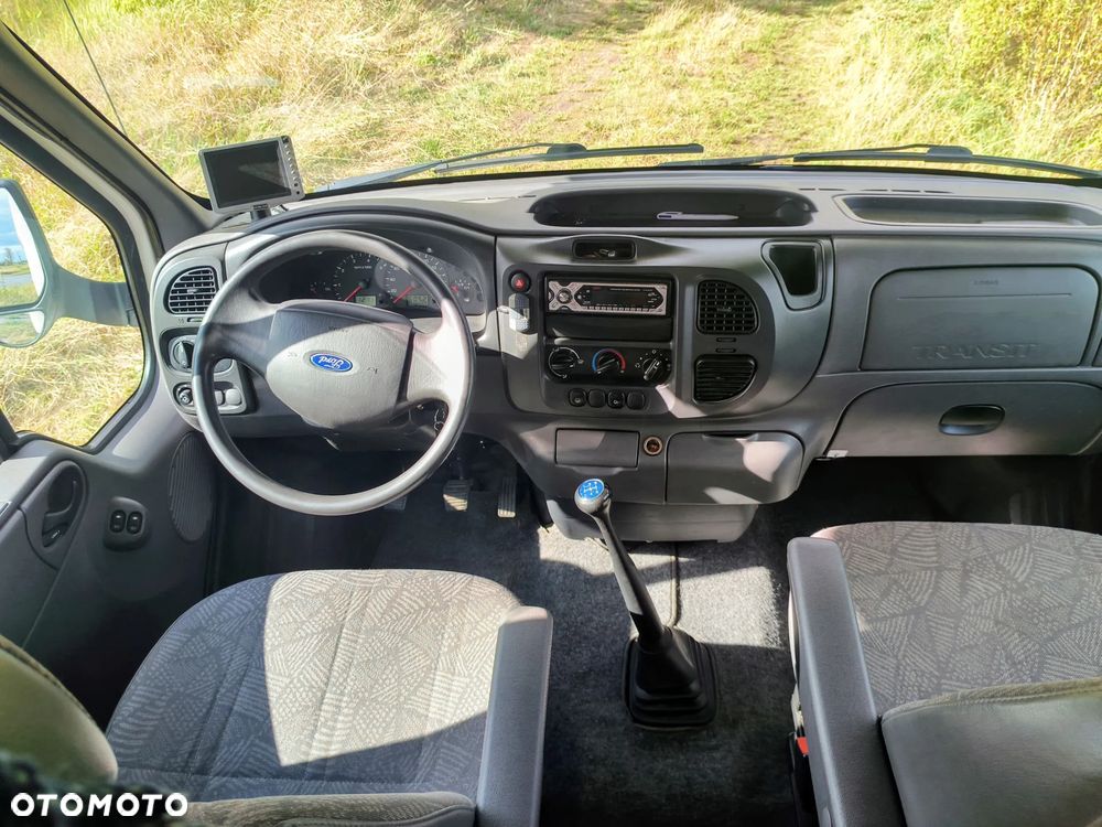 Ford Transit kamper Chausson Flash 03 - 21