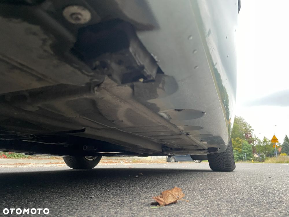 BMW Seria 3 318i - 18