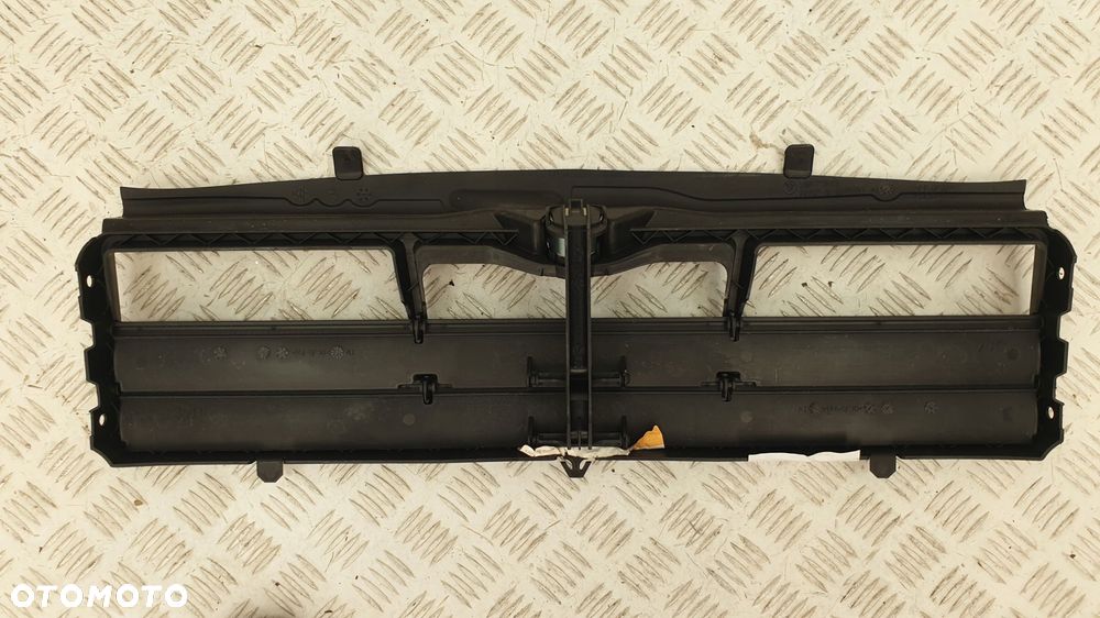 bmw 5 e60 e61 lift żaluzja wlot kanał powietrza - 2