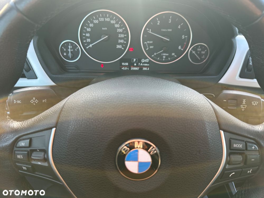 BMW 3GT 320d Sport Line - 12
