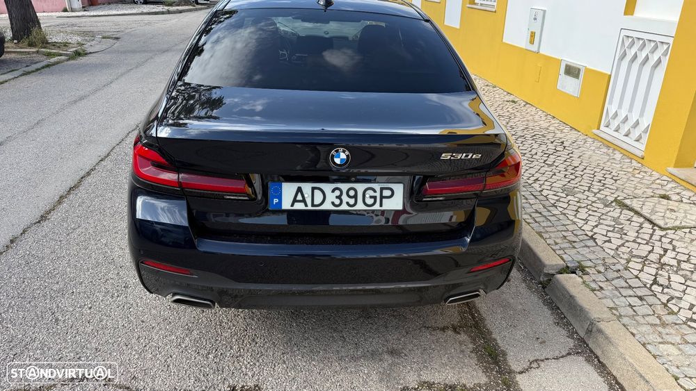 BMW 530 e Pack Desportivo M - 5