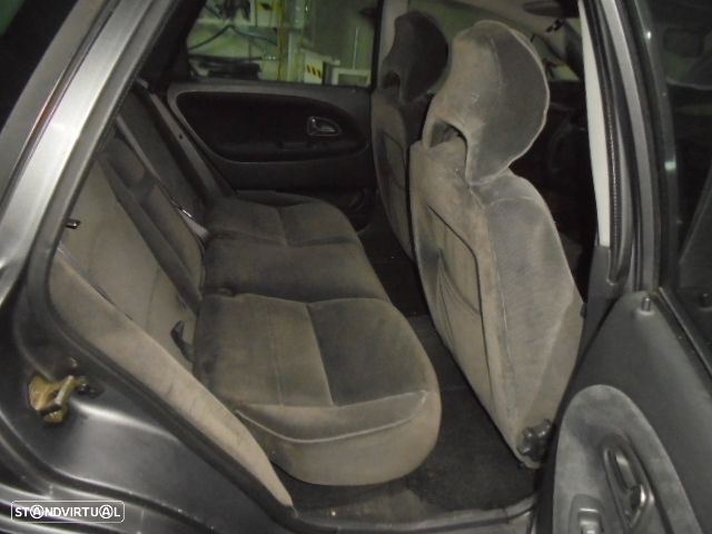 Carro MOT: B4164S2 CXVEL: JH3306   M3P VOLVO  V40 2001 1.6 109CV 5P CINZA GASOLINA - 6