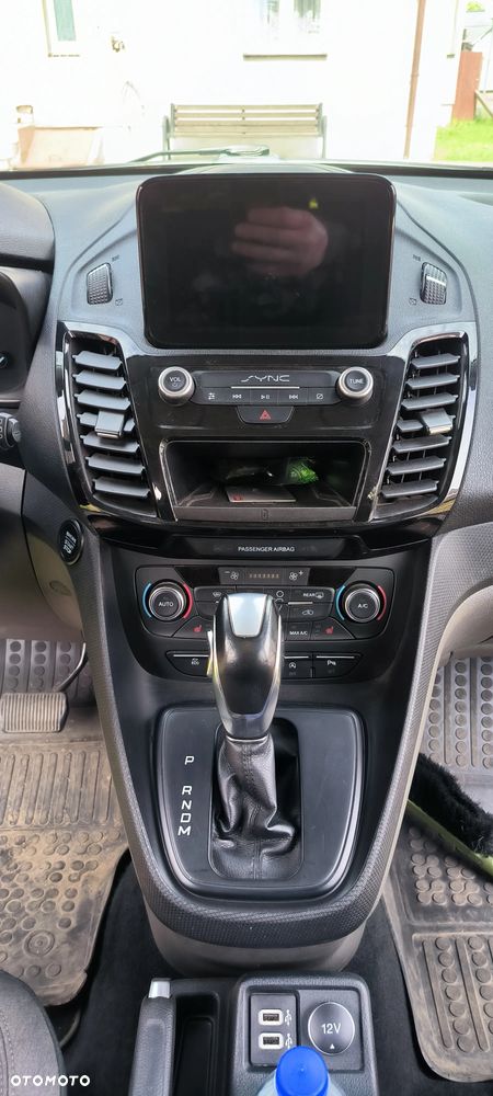 Ford Tourneo Connect Gr 1.5 TDCi Titanium PowerShift - 12