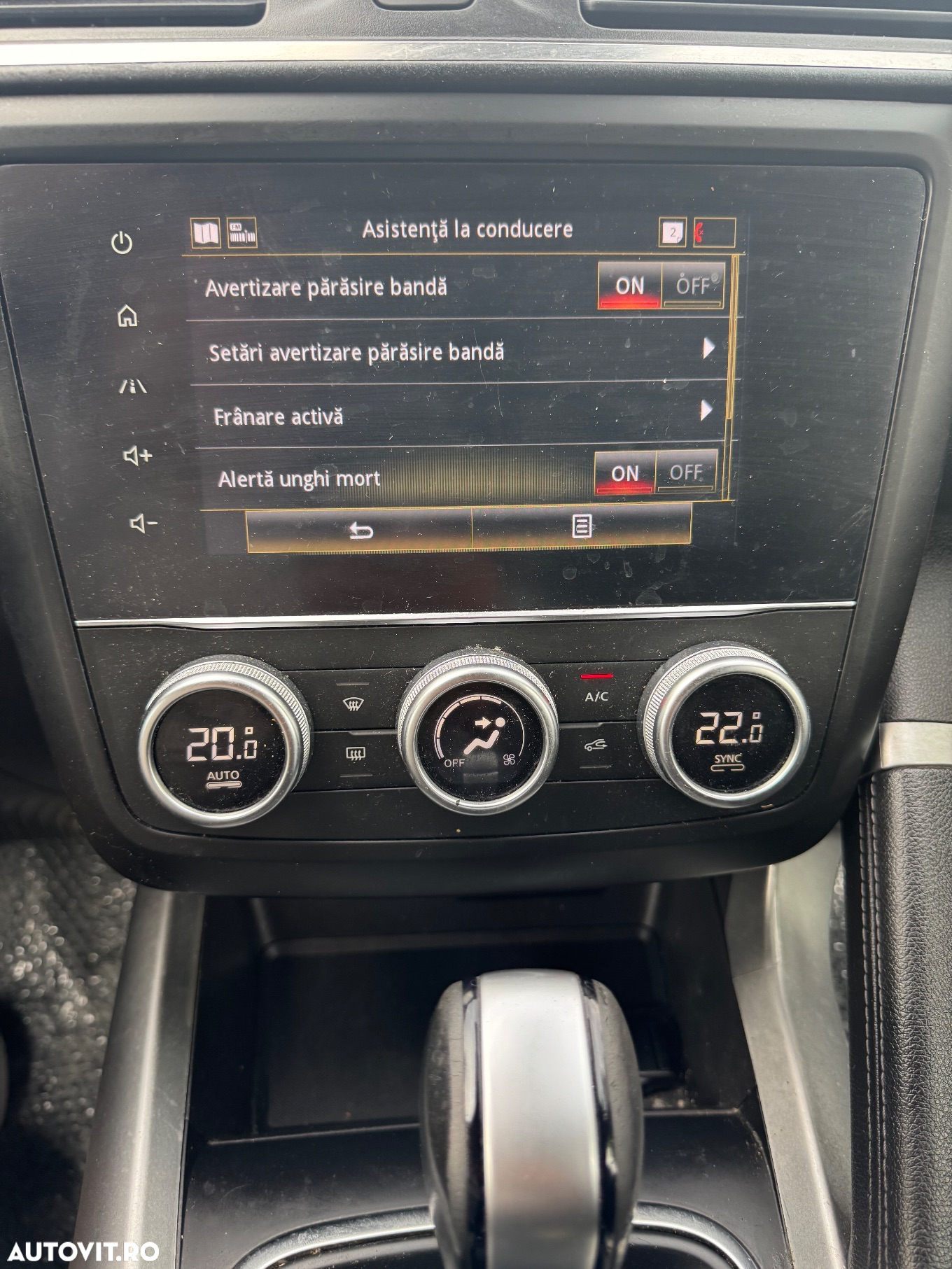 Renault Kadjar BLUE dCi EDC Intens - 24