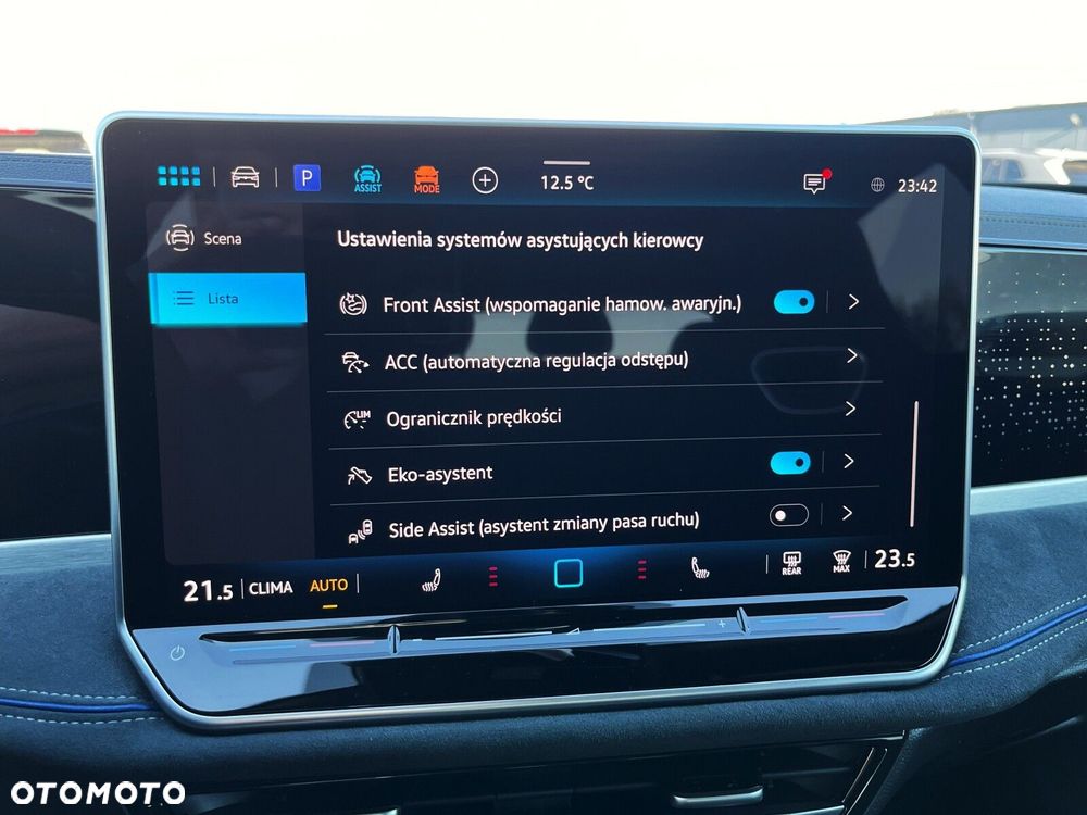 Volkswagen Passat Variant 2.0 TSI R-Line Plus DSG - 16