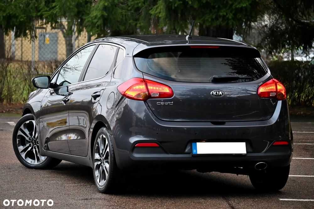 Kia Ceed 1.6 GDI DCT Spirit - 16