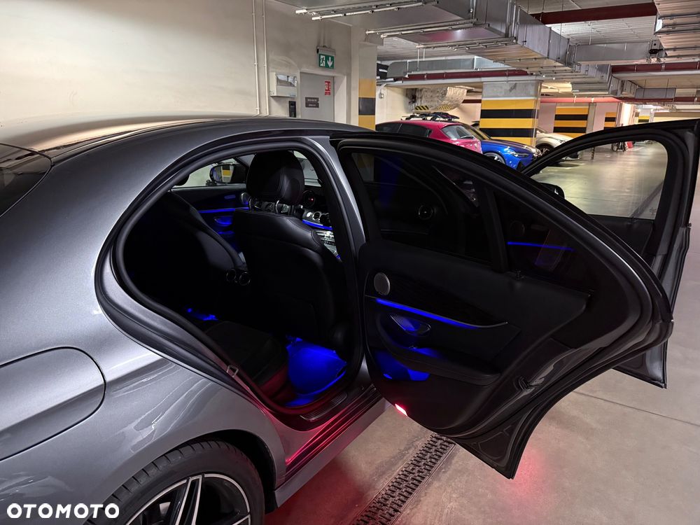Mercedes-Benz Klasa E 220 d 9G-TRONIC - 9