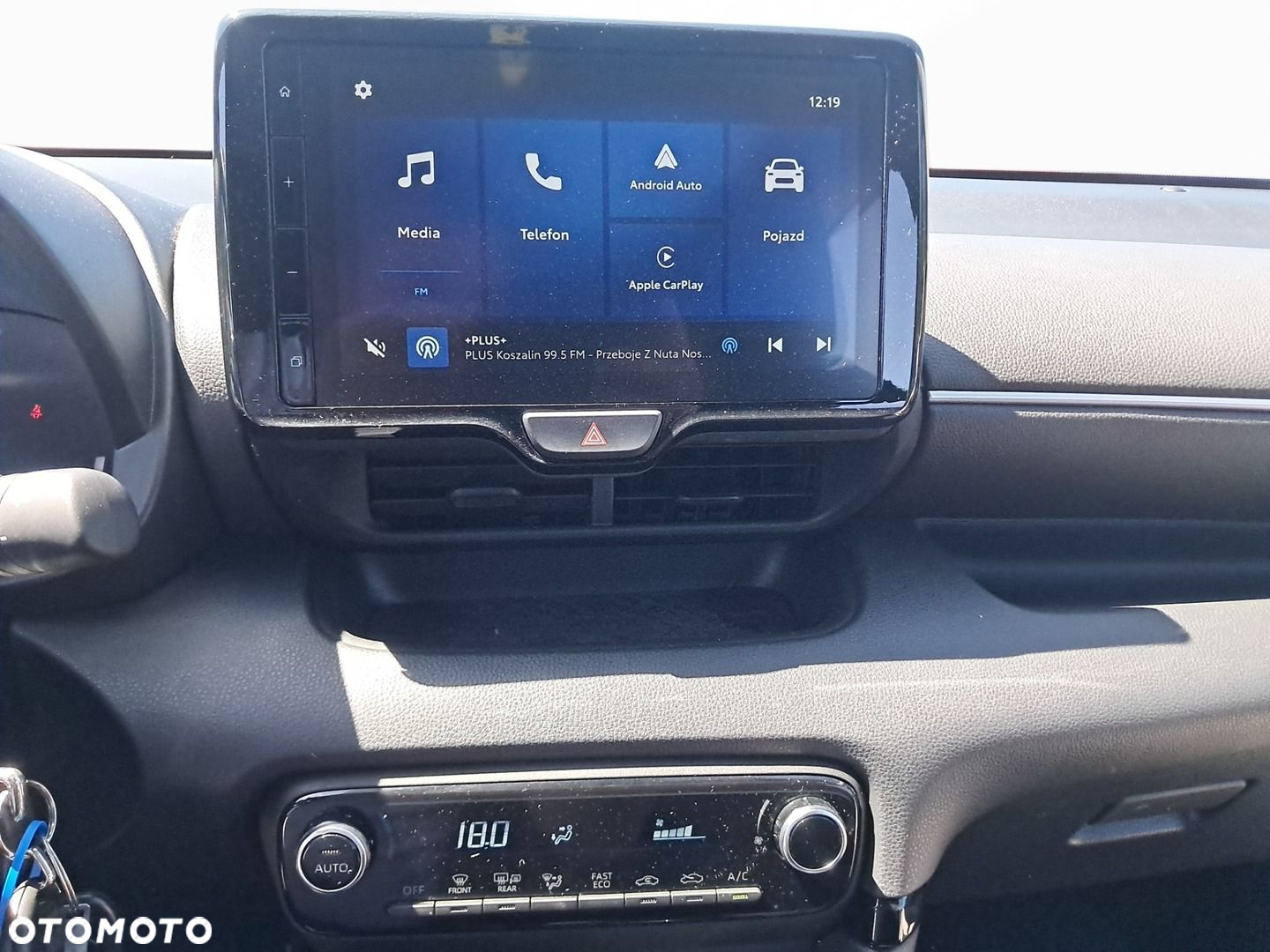 Toyota Yaris - 25