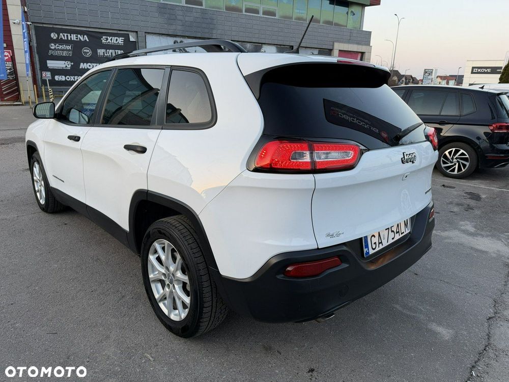 Jeep Cherokee - 5