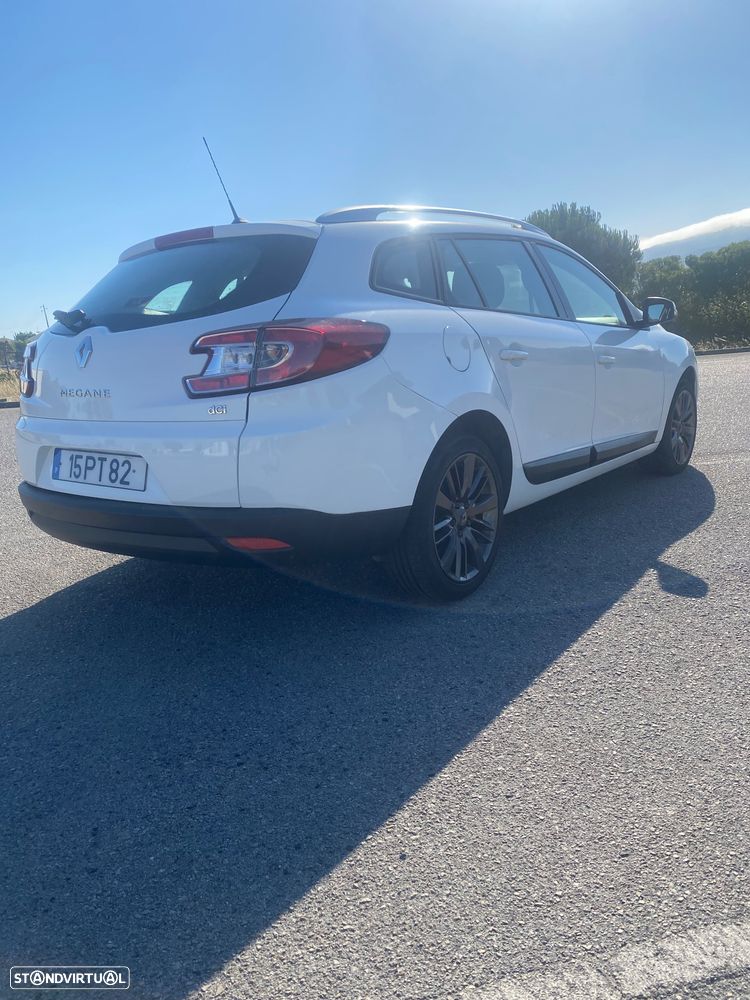 Renault Mégane Sport Tourer - 4