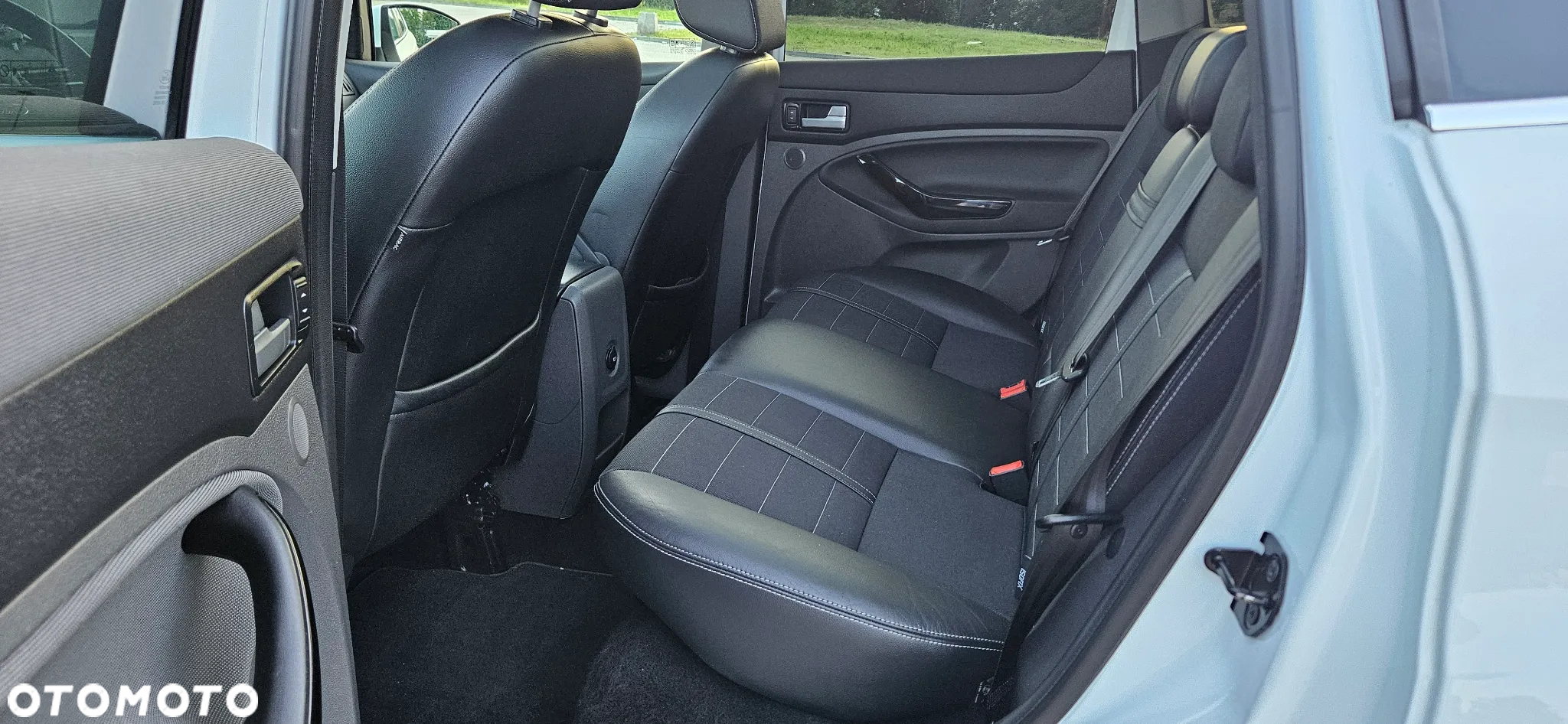 Ford Kuga 2.0 TDCi Titanium S - 7