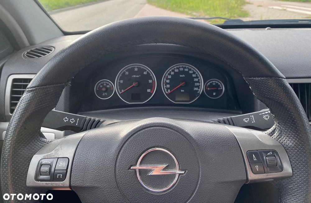 Opel Vectra 1.9 CDTI Sport / GTS ActiveSelect - 8