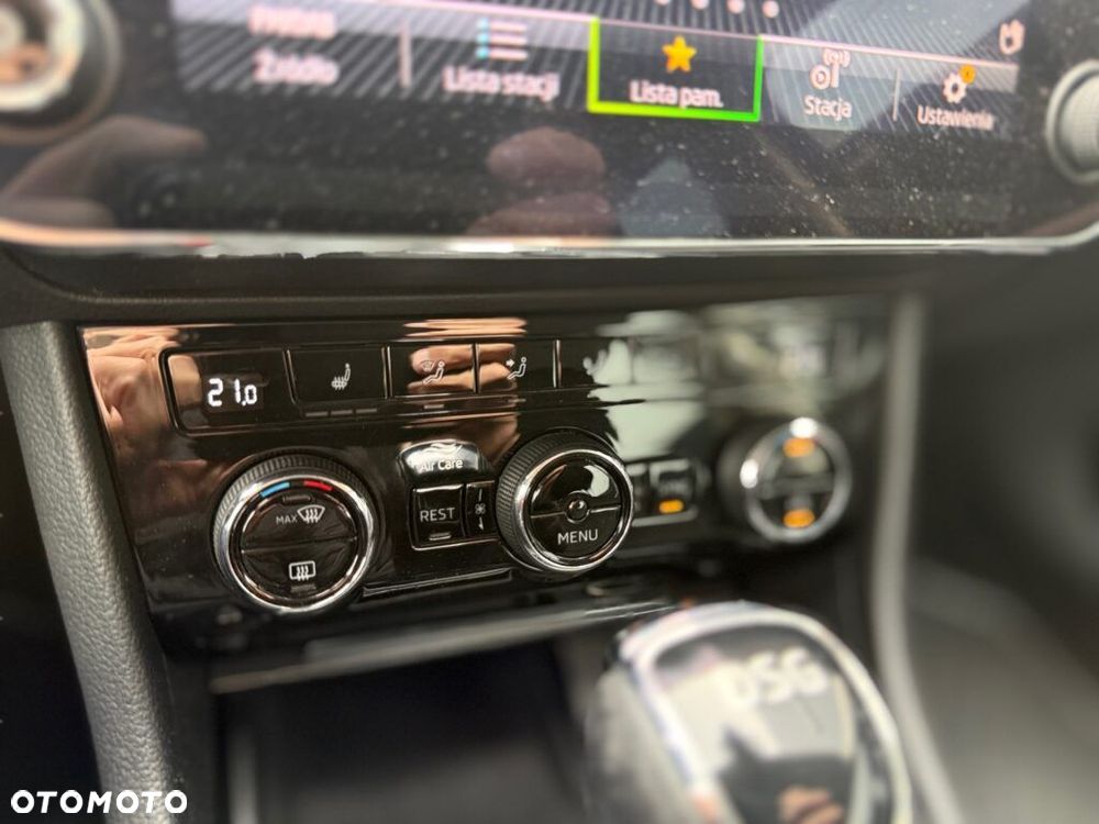 Skoda Superb 2.0 TDI SCR Ambition DSG - 24