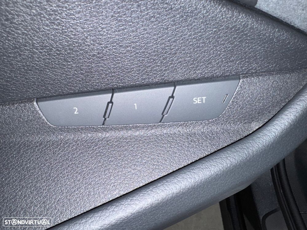 Audi e-tron 55 quattro S line - 33