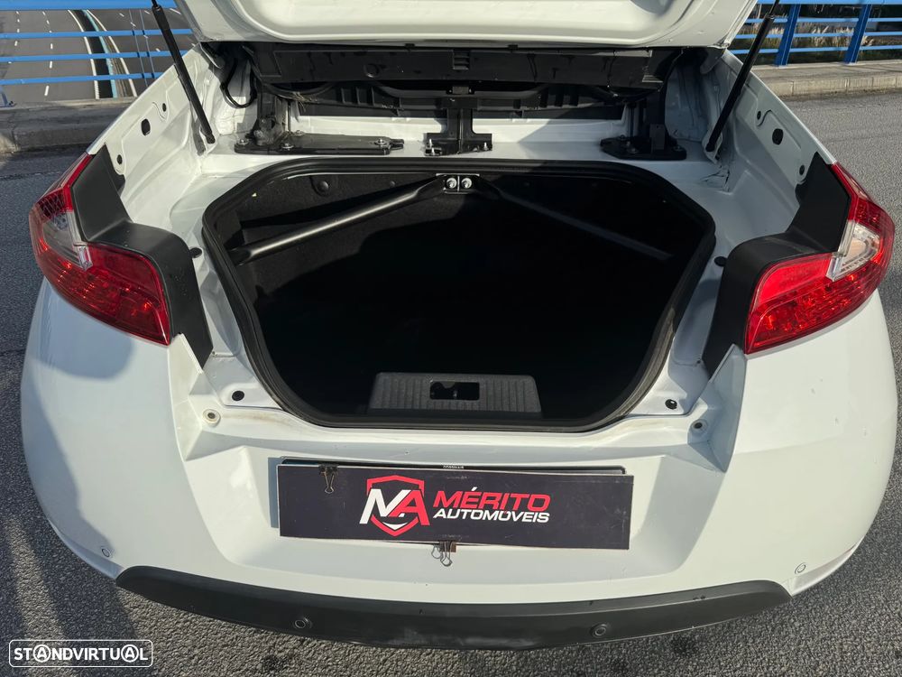 Renault Wind TCe 100 Night and Day - 22