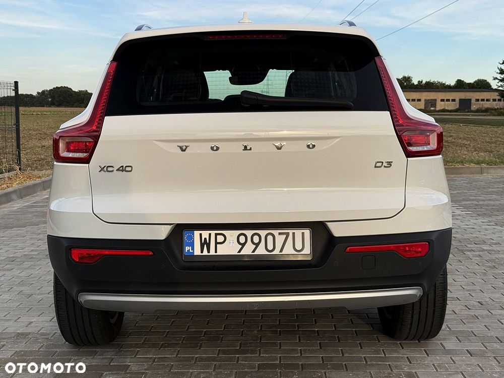 Volvo XC 40 D3 Momentum Pro - 3