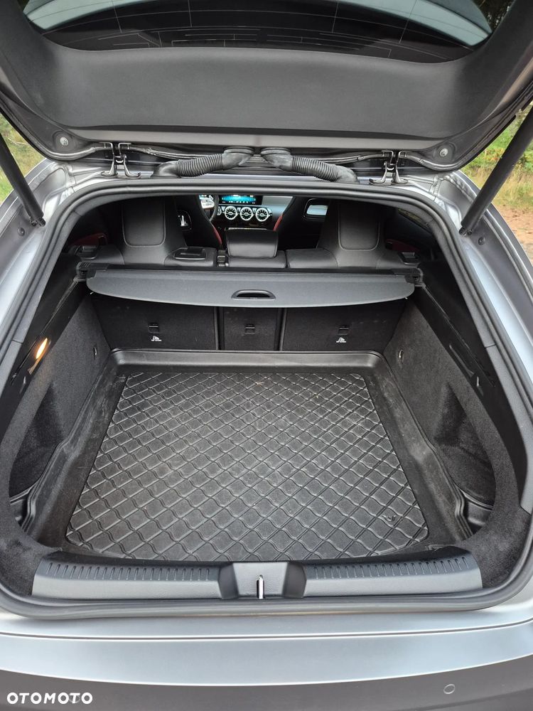 Mercedes-Benz CLA AMG 35 4-Matic 7G-DCT - 38