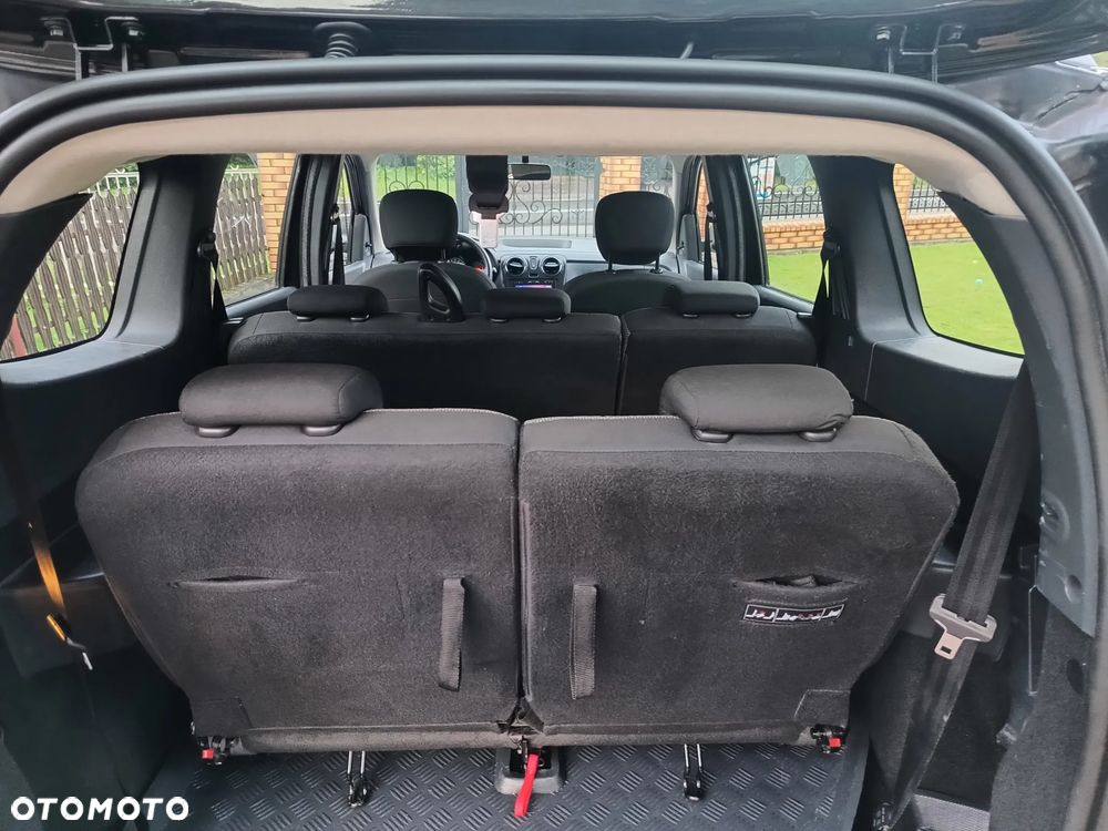 Dacia Lodgy 1.6 SCe Access S&S - 17