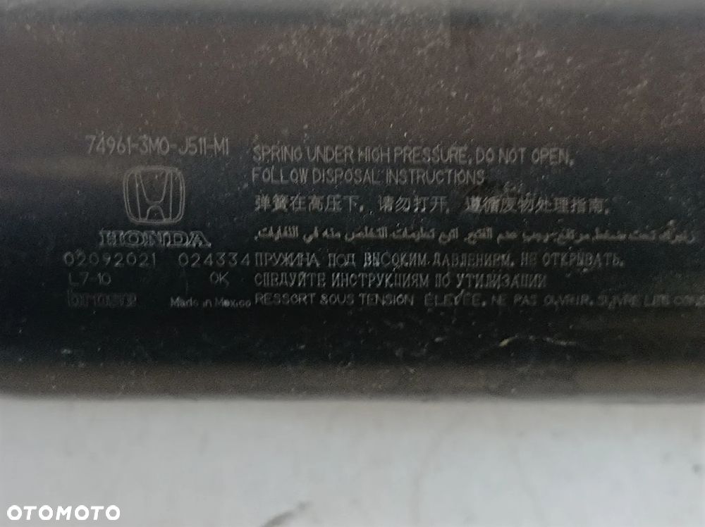 HONDA HRV III 21- SIŁOWNIKI KLAPY BAGAŻNIKA 74981-3M0-J511-M1 74691-3M0-J511-M1 - 5