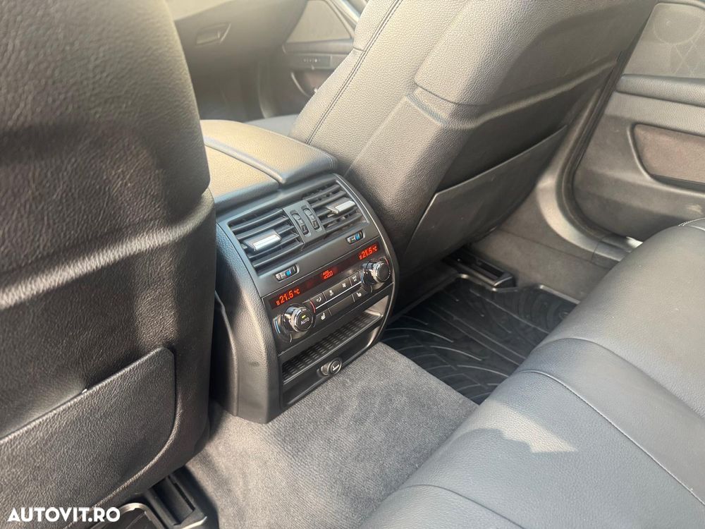 BMW Seria 5 530d xDrive AT - 9