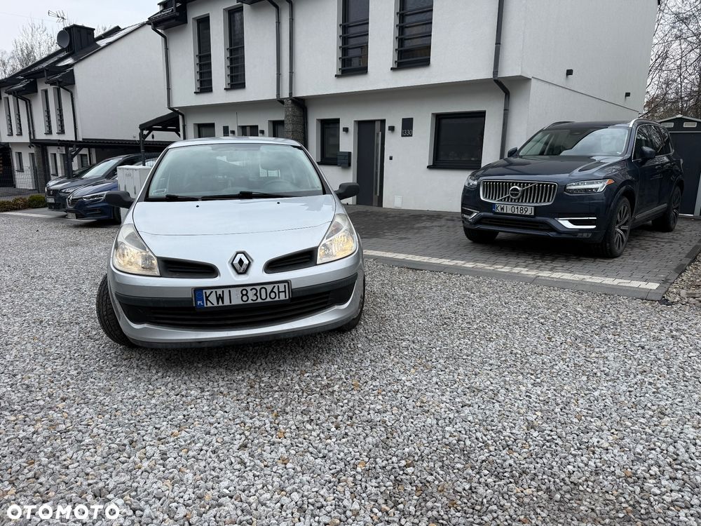 Renault Clio 1.4 16V Privilege - 3