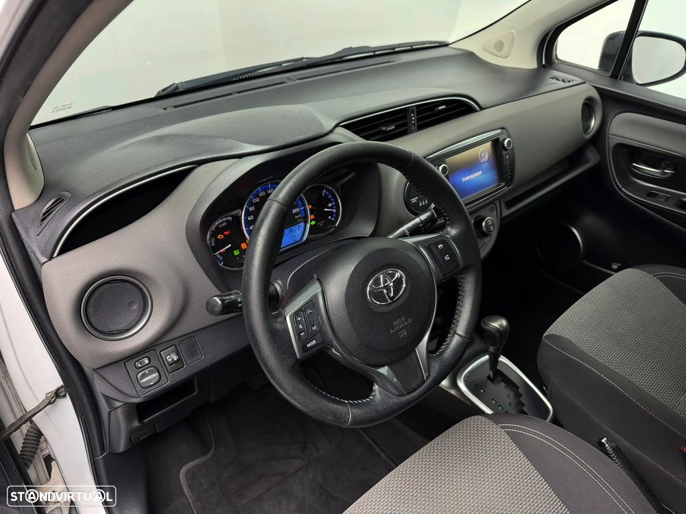 Toyota Yaris 1.5 HSD Comfort - 7