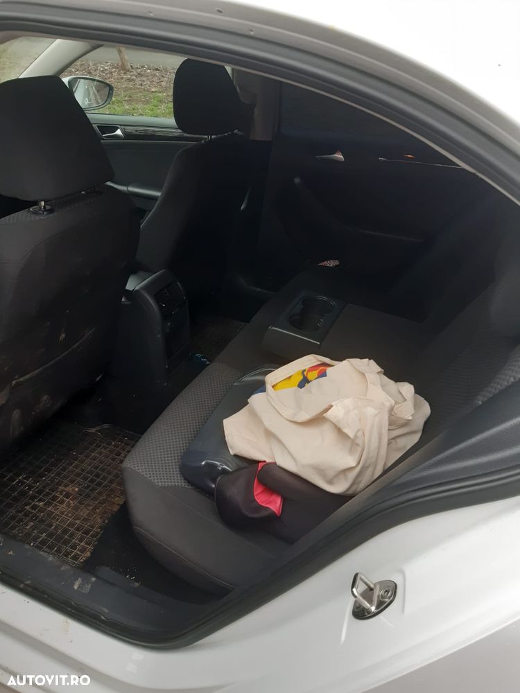 Volkswagen Jetta 1.2 TSI Comfortline - 8