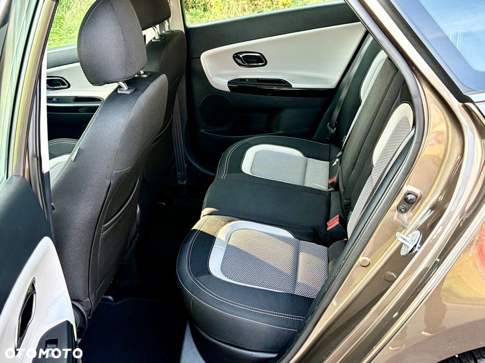 Kia Ceed 1.6 GDI XL DCT - 8