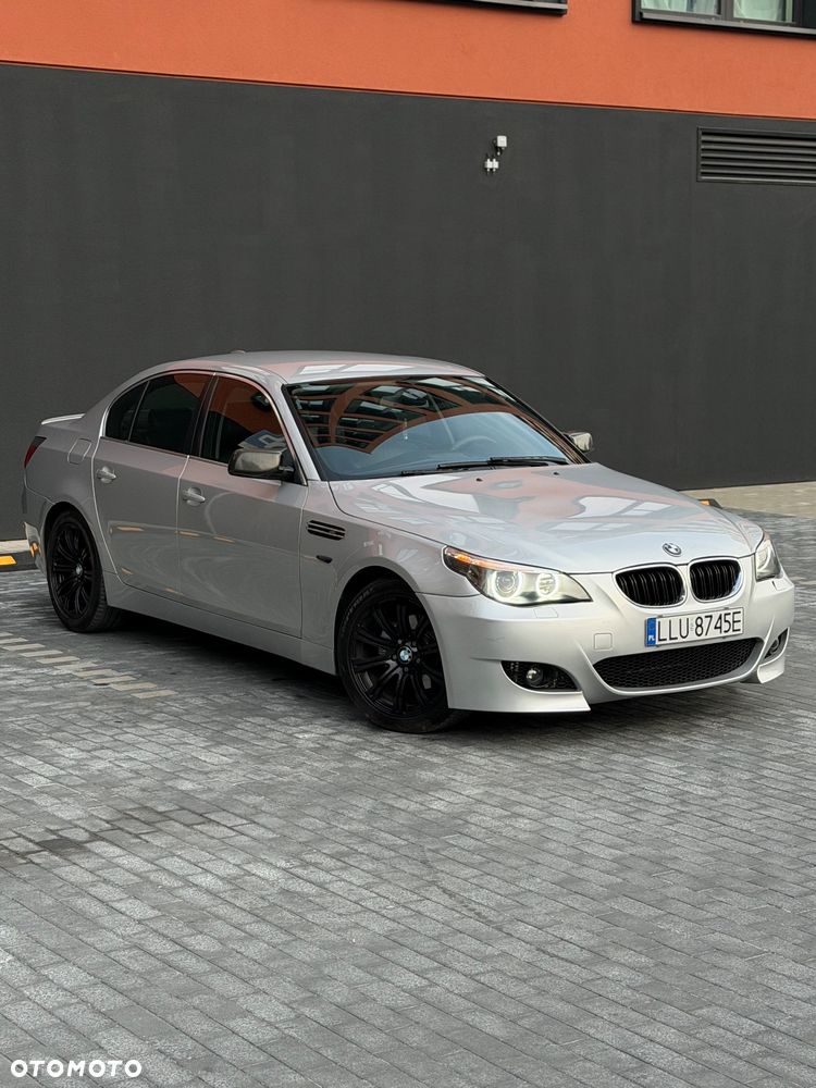 BMW Seria 5 520i - 1