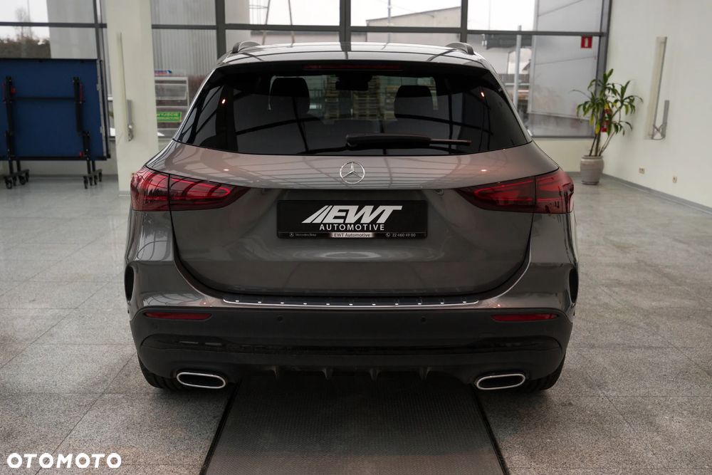 Mercedes-Benz GLA 200 d 4-Matic AMG Line - 7