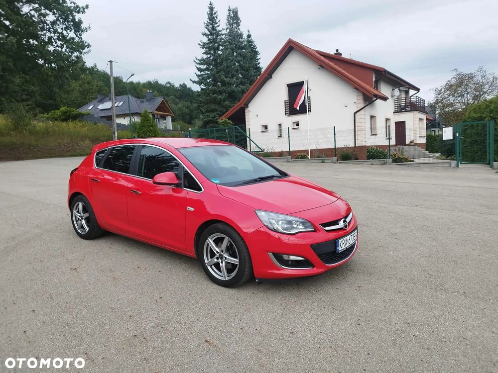 Opel Astra IV 1.6 T Executive - 16
