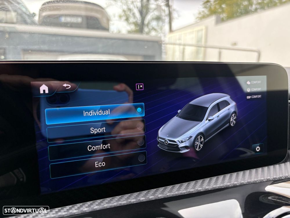 Mercedes-Benz A 200 Style Plus Aut. - 42