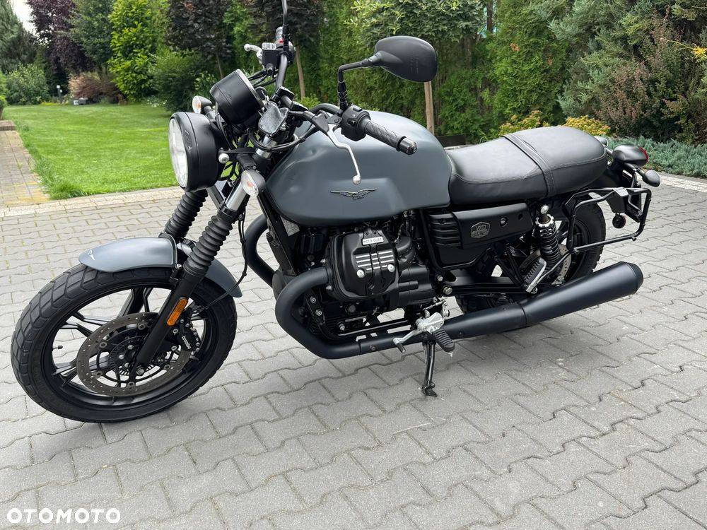 Moto Guzzi V7 - 7