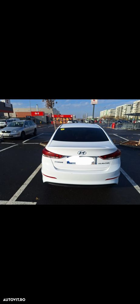 Hyundai Elantra 1.6 MPi Highway - 2
