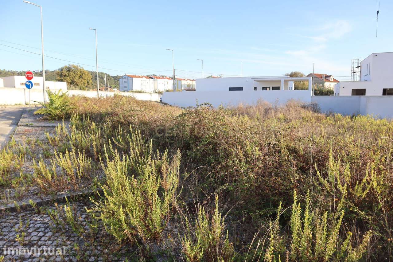 Lote Urbano em Tornada, Caldas da Rainha - Grande imagem: 2/9