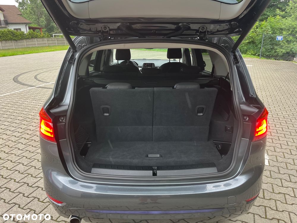 BMW Seria 2 218d Sport-Aut Sport Line - 36