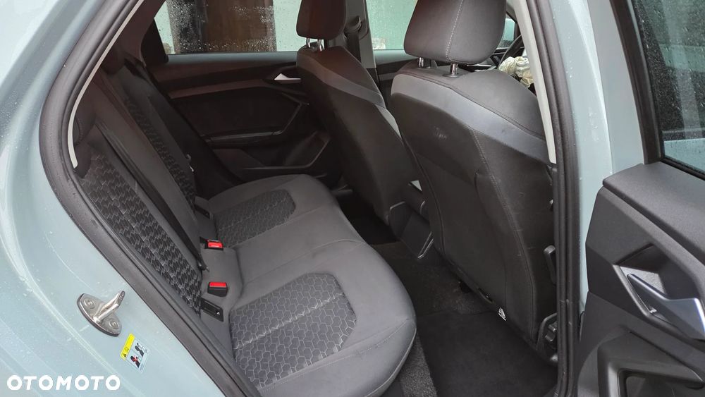 Audi A1 Sportback 25 TFSI S tronic - 6