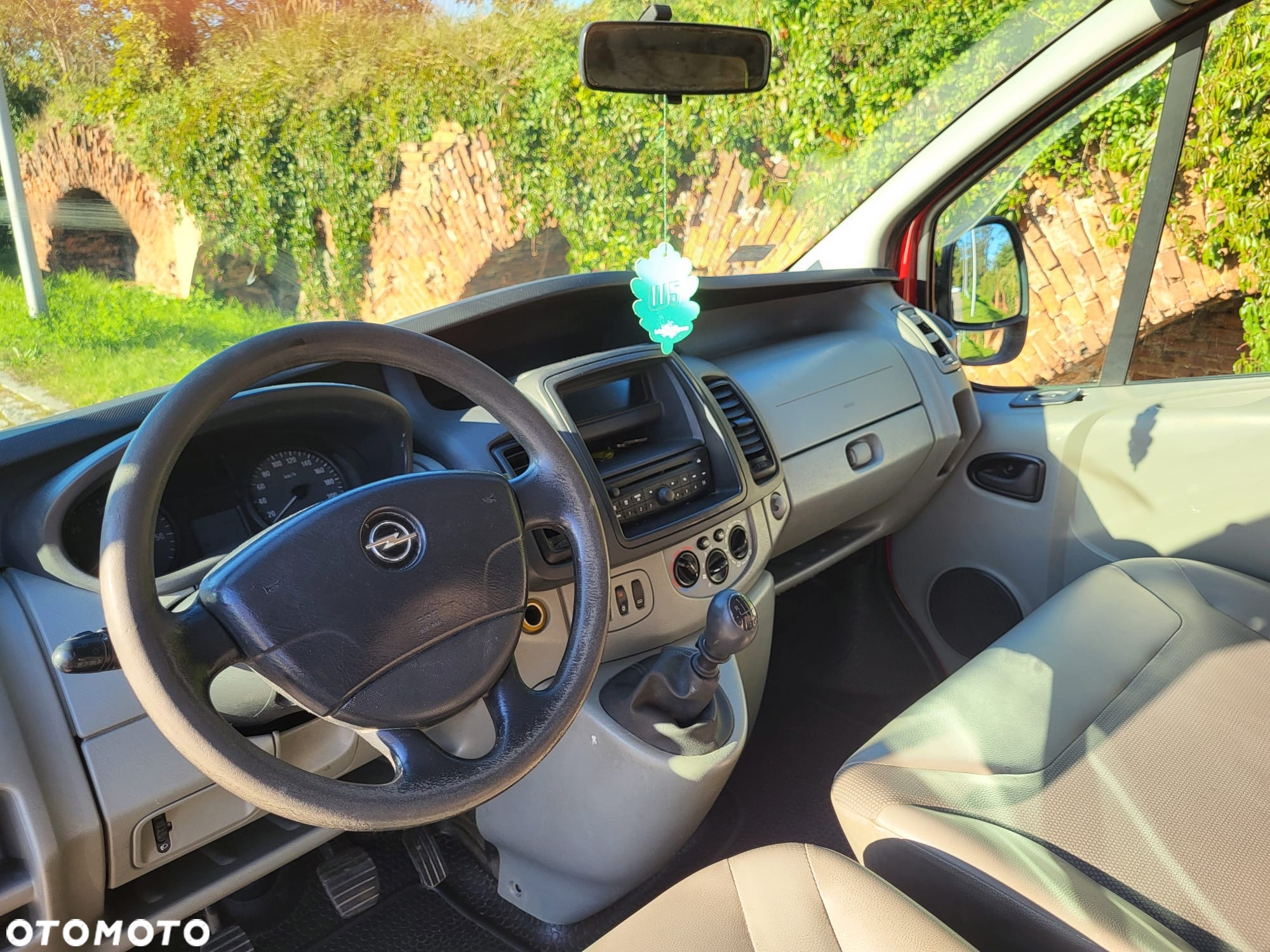 Opel Vivaro - 20