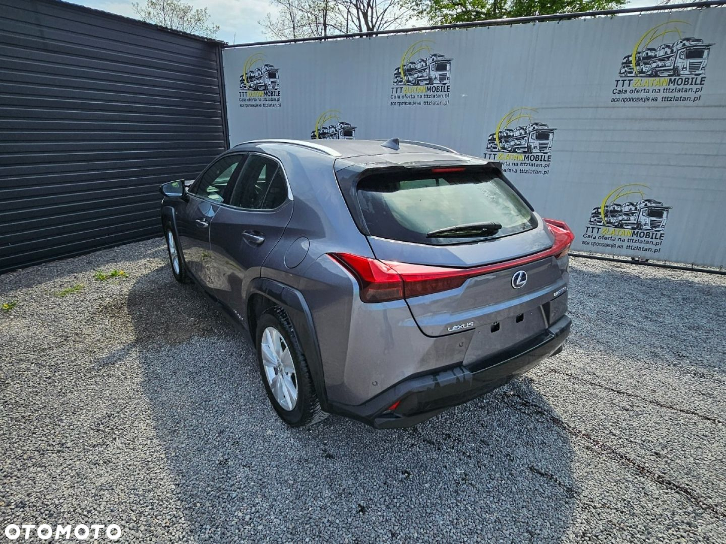 Lexus UX - 15