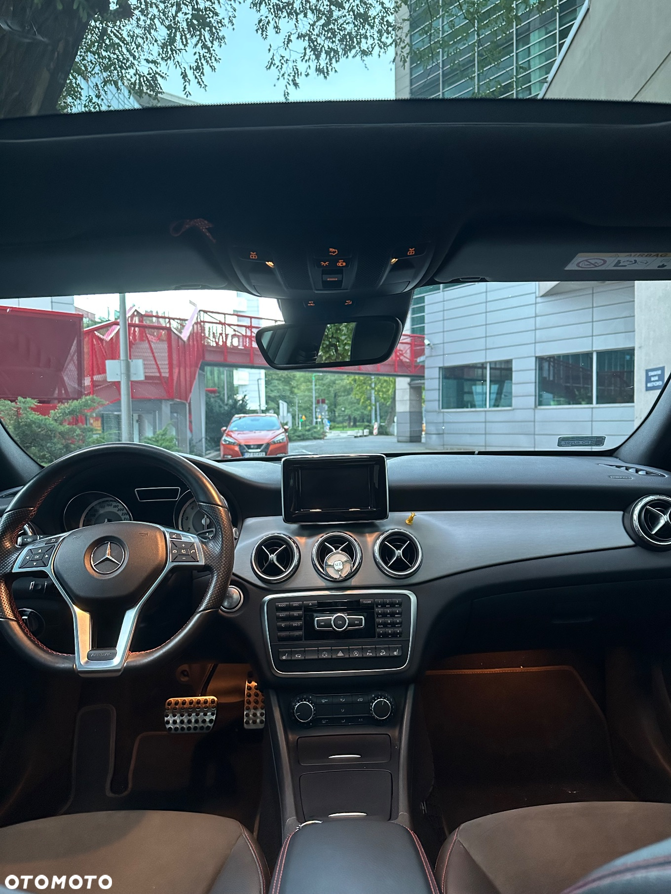 Mercedes-Benz GLA 250 4-Matic - 9