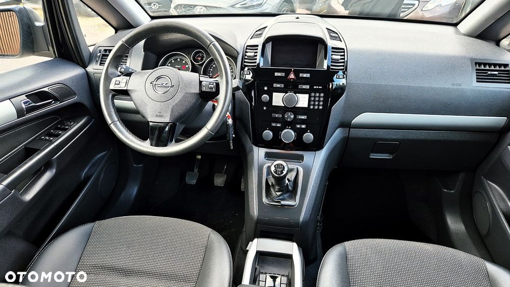 Opel Zafira 2010